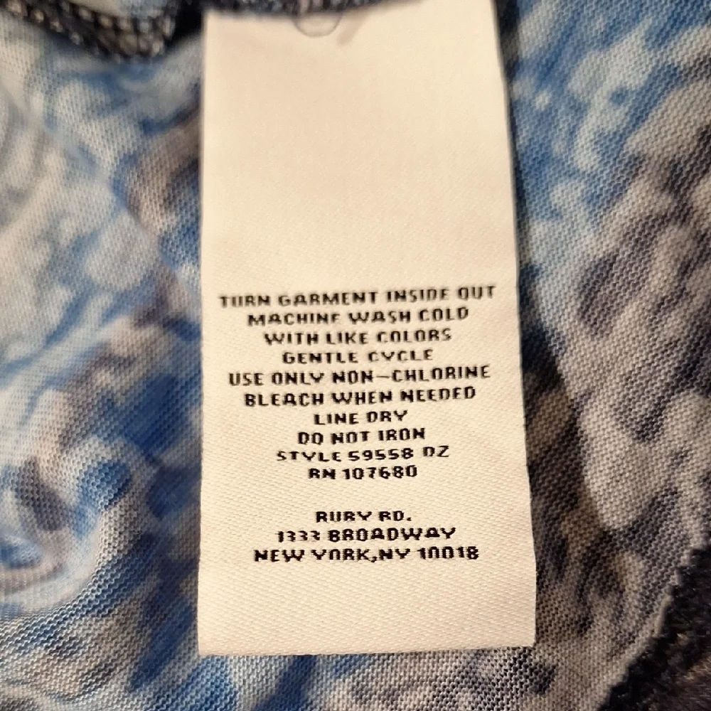 Ruby Rd. Blue and Gray Patterned Tunic - Picture 5 of 9